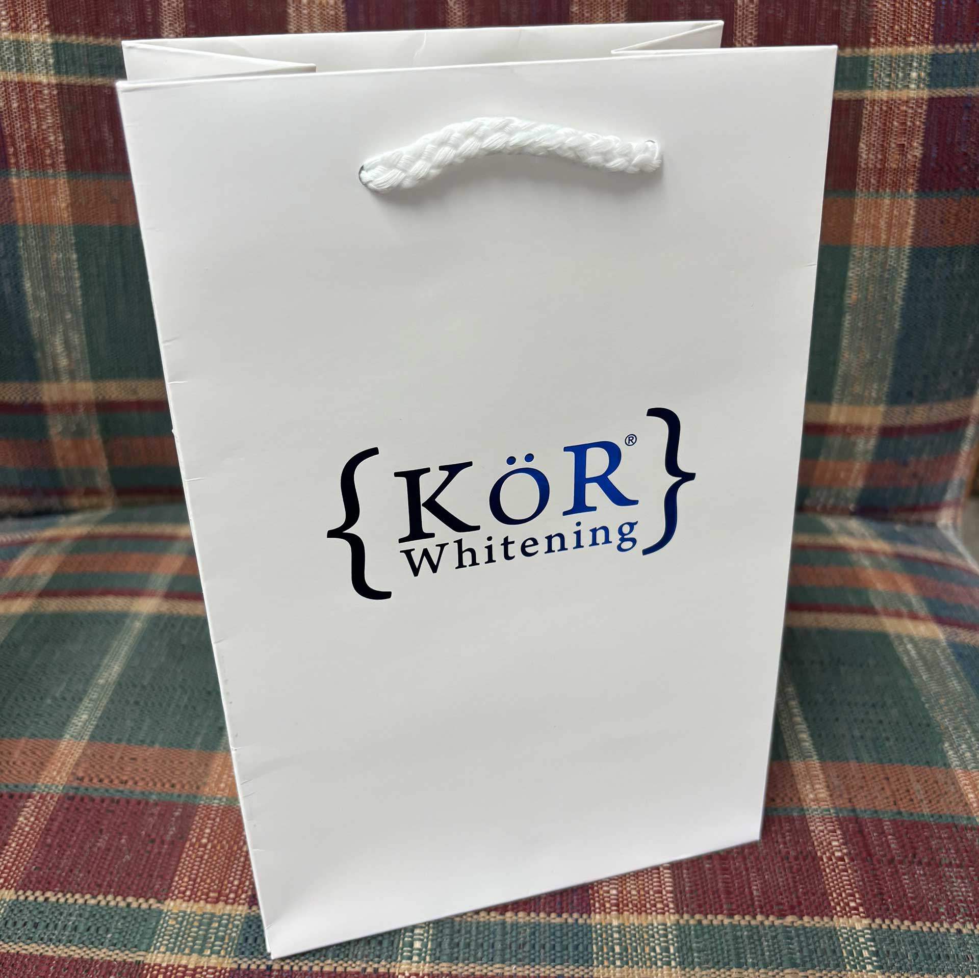 Understanding Teeth Whitening: How It Works and What to Expect